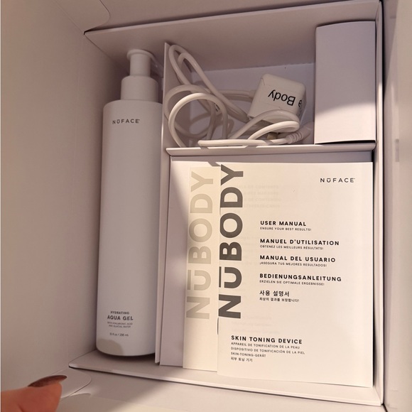 NuBODY® Microcurrent Skin Toning Device for Body *EUC* MSRP: $399+tax - Picture 3 of 12